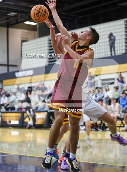 Thumbnail 2 in Mountain View @ Cottonwood (Sophomore) photogallery.