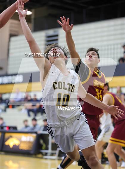 Thumbnail 3 in Mountain View @ Cottonwood (Sophomore) photogallery.