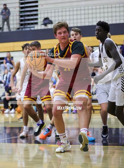 Thumbnail 1 in Mountain View @ Cottonwood (Sophomore) photogallery.