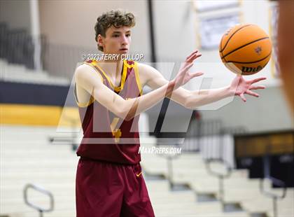 Thumbnail 1 in Mountain View @ Cottonwood (Sophomore) photogallery.