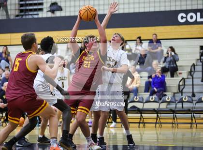 Thumbnail 1 in Mountain View @ Cottonwood (Sophomore) photogallery.