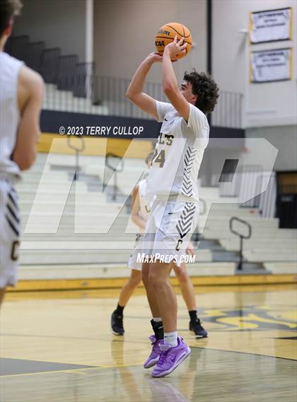 Thumbnail 3 in Mountain View @ Cottonwood (Sophomore) photogallery.