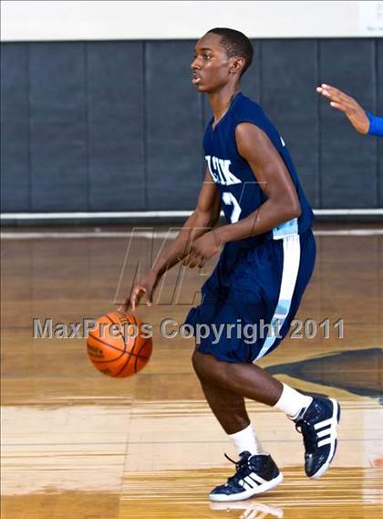 Thumbnail 3 in Dekaney [Andy] vs Alief Elsik (McDonald's Texas Invitational) photogallery.