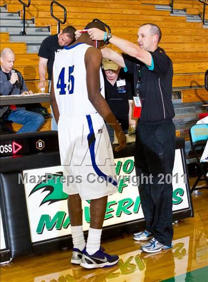 Thumbnail 2 in Dekaney [Andy] vs Alief Elsik (McDonald's Texas Invitational) photogallery.