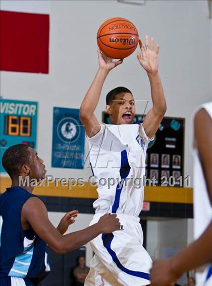 Thumbnail 3 in Dekaney [Andy] vs Alief Elsik (McDonald's Texas Invitational) photogallery.