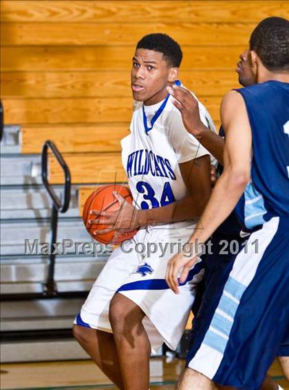 Thumbnail 2 in Dekaney [Andy] vs Alief Elsik (McDonald's Texas Invitational) photogallery.