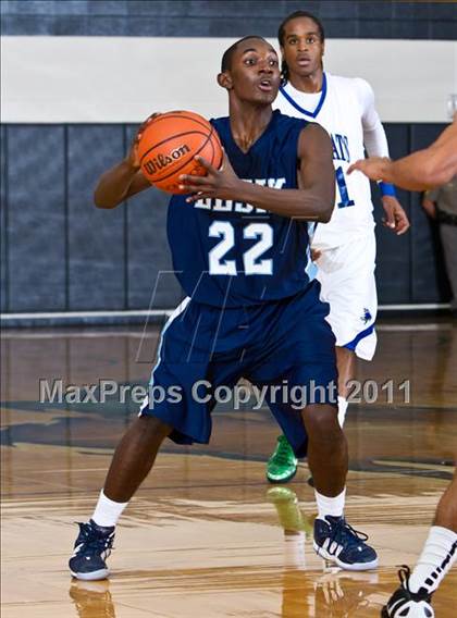Thumbnail 2 in Dekaney [Andy] vs Alief Elsik (McDonald's Texas Invitational) photogallery.