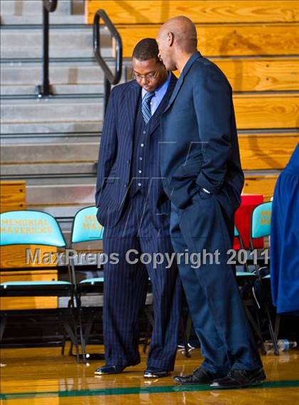 Thumbnail 3 in Dekaney [Andy] vs Alief Elsik (McDonald's Texas Invitational) photogallery.