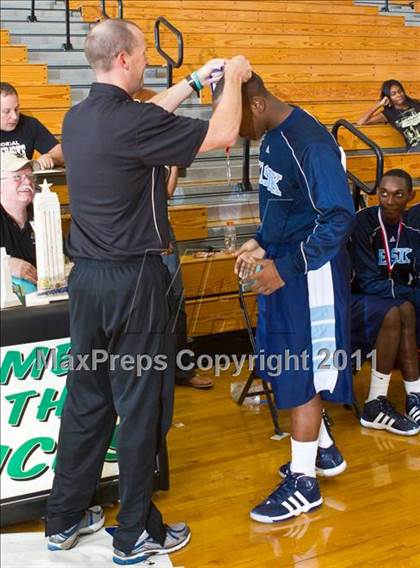 Thumbnail 3 in Dekaney [Andy] vs Alief Elsik (McDonald's Texas Invitational) photogallery.