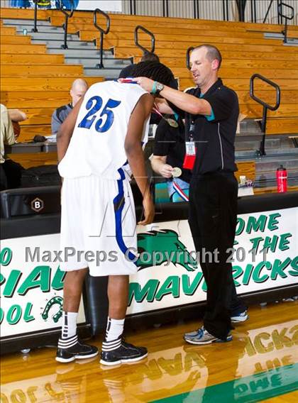 Thumbnail 3 in Dekaney [Andy] vs Alief Elsik (McDonald's Texas Invitational) photogallery.