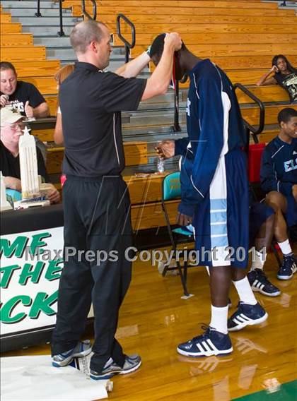 Thumbnail 2 in Dekaney [Andy] vs Alief Elsik (McDonald's Texas Invitational) photogallery.