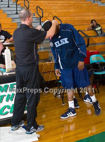 Thumbnail 2 in Dekaney [Andy] vs Alief Elsik (McDonald's Texas Invitational) photogallery.