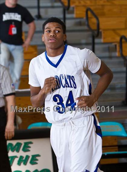 Thumbnail 3 in Dekaney [Andy] vs Alief Elsik (McDonald's Texas Invitational) photogallery.