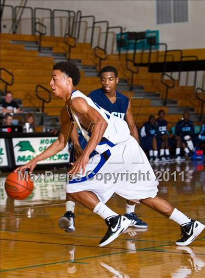 Thumbnail 3 in Dekaney [Andy] vs Alief Elsik (McDonald's Texas Invitational) photogallery.