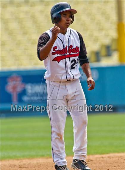 Thumbnail 3 in South Gate vs. North Hollywood (CIF LACS D2 Final)   photogallery.