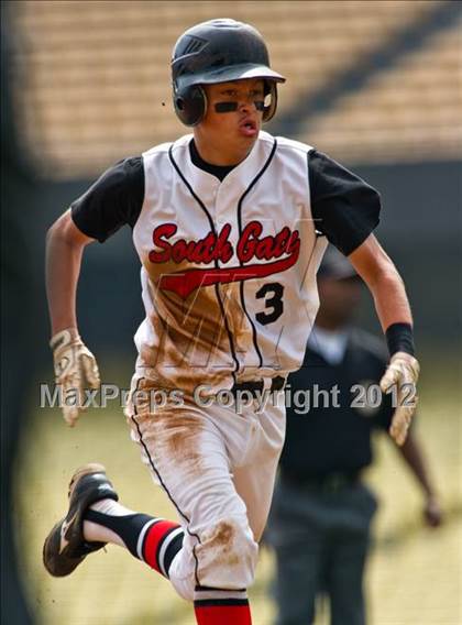 Thumbnail 2 in South Gate vs. North Hollywood (CIF LACS D2 Final)   photogallery.