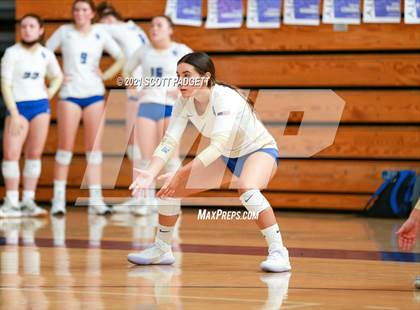 Thumbnail 1 in Bishop's vs. Santa Margarita (California Challenge) photogallery.