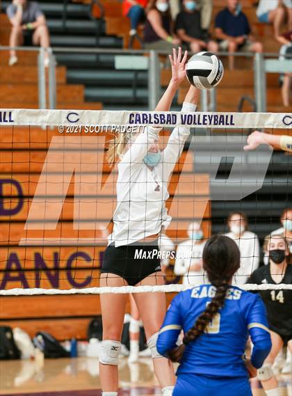 Thumbnail 2 in Bishop's vs. Santa Margarita (California Challenge) photogallery.