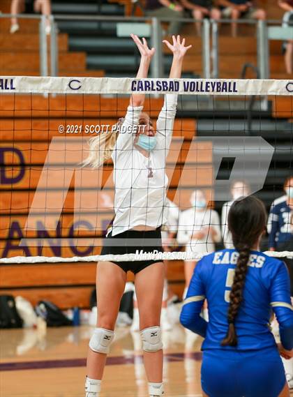Thumbnail 1 in Bishop's vs. Santa Margarita (California Challenge) photogallery.