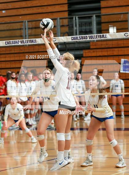 Thumbnail 3 in Bishop's vs. Santa Margarita (California Challenge) photogallery.