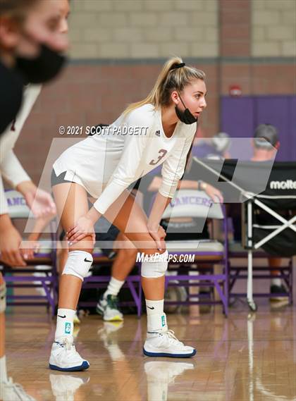 Thumbnail 3 in Bishop's vs. Santa Margarita (California Challenge) photogallery.