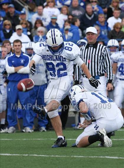 Thumbnail 2 in Highlands @ Covington Catholic photogallery.