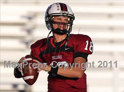 Thumbnail 3 in Springdale vs. Fayetteville photogallery.