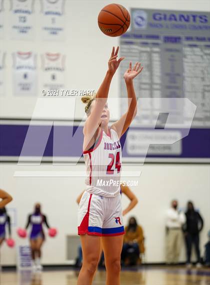 Thumbnail 3 in Ben Davis vs. Roncalli (IHSAA 4A Sectional Semifinal) photogallery.