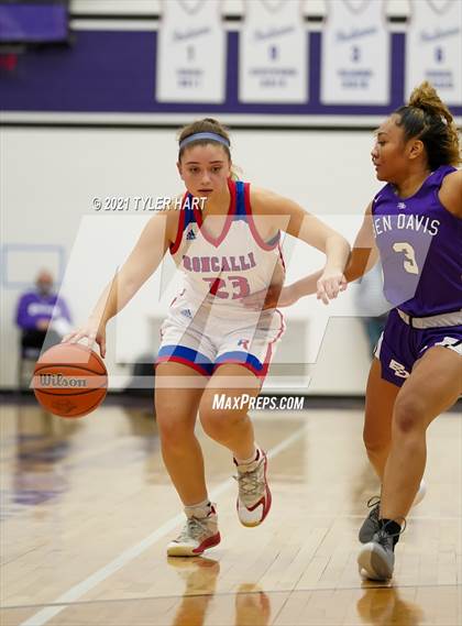 Thumbnail 3 in Ben Davis vs. Roncalli (IHSAA 4A Sectional Semifinal) photogallery.
