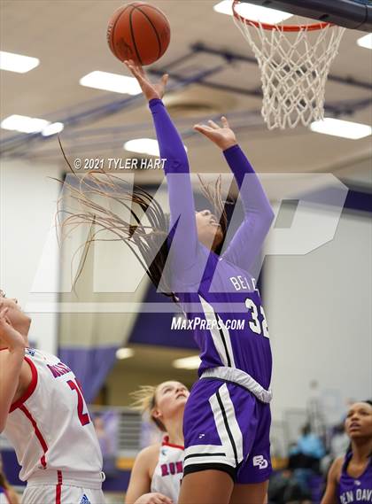 Thumbnail 2 in Ben Davis vs. Roncalli (IHSAA 4A Sectional Semifinal) photogallery.