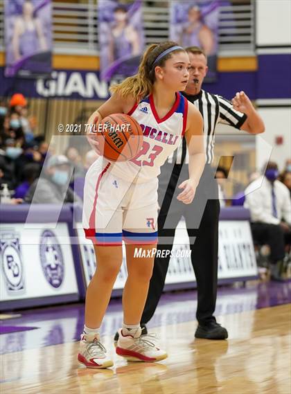 Thumbnail 1 in Ben Davis vs. Roncalli (IHSAA 4A Sectional Semifinal) photogallery.