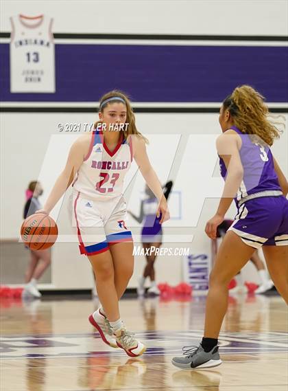 Thumbnail 2 in Ben Davis vs. Roncalli (IHSAA 4A Sectional Semifinal) photogallery.