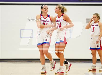 Thumbnail 1 in Ben Davis vs. Roncalli (IHSAA 4A Sectional Semifinal) photogallery.