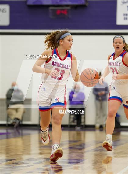 Thumbnail 1 in Ben Davis vs. Roncalli (IHSAA 4A Sectional Semifinal) photogallery.