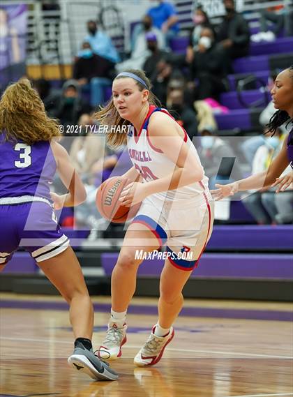 Thumbnail 3 in Ben Davis vs. Roncalli (IHSAA 4A Sectional Semifinal) photogallery.