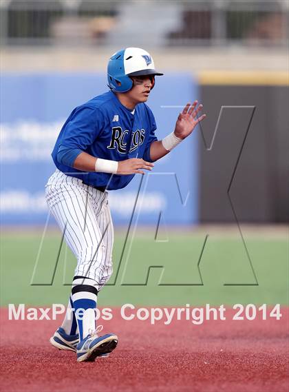 Thumbnail 2 in Fossil Ridge vs. Weatherford (UIL 5A Region 1 Bi-District Playoff) photogallery.