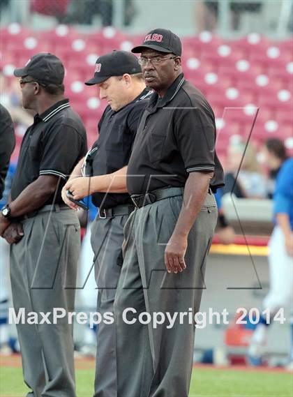 Thumbnail 1 in Fossil Ridge vs. Weatherford (UIL 5A Region 1 Bi-District Playoff) photogallery.