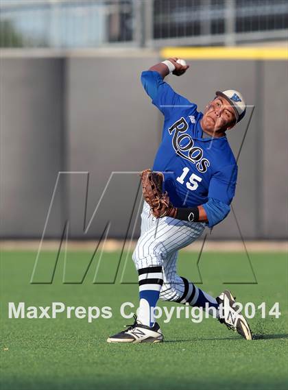 Thumbnail 2 in Fossil Ridge vs. Weatherford (UIL 5A Region 1 Bi-District Playoff) photogallery.