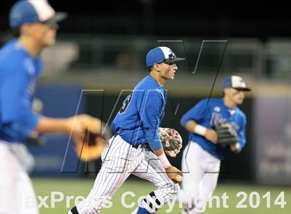 Thumbnail 1 in Fossil Ridge vs. Weatherford (UIL 5A Region 1 Bi-District Playoff) photogallery.