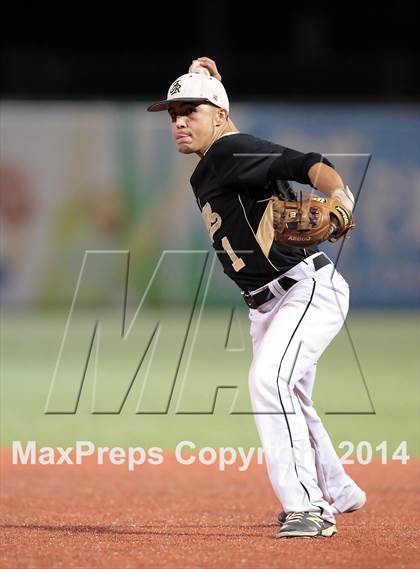 Thumbnail 1 in Fossil Ridge vs. Weatherford (UIL 5A Region 1 Bi-District Playoff) photogallery.
