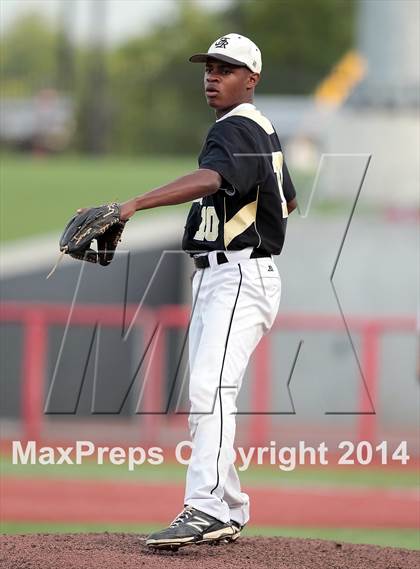 Thumbnail 2 in Fossil Ridge vs. Weatherford (UIL 5A Region 1 Bi-District Playoff) photogallery.