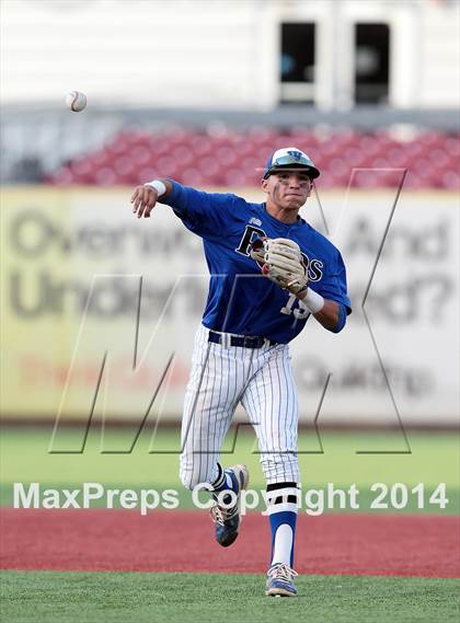 Thumbnail 2 in Fossil Ridge vs. Weatherford (UIL 5A Region 1 Bi-District Playoff) photogallery.