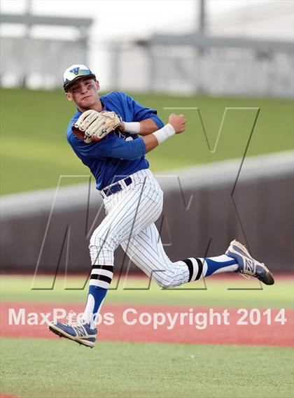 Thumbnail 2 in Fossil Ridge vs. Weatherford (UIL 5A Region 1 Bi-District Playoff) photogallery.