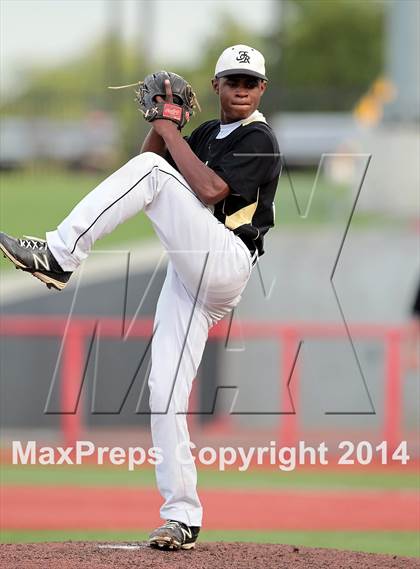 Thumbnail 2 in Fossil Ridge vs. Weatherford (UIL 5A Region 1 Bi-District Playoff) photogallery.