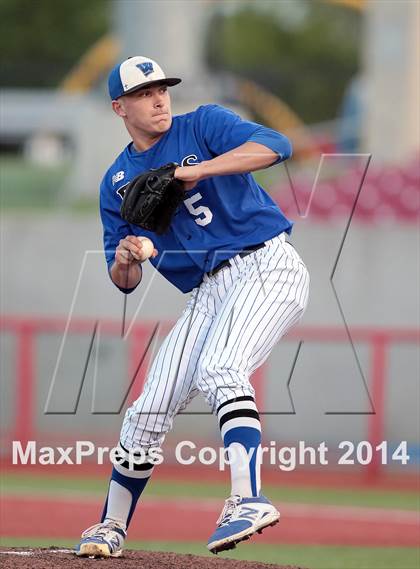 Thumbnail 2 in Fossil Ridge vs. Weatherford (UIL 5A Region 1 Bi-District Playoff) photogallery.