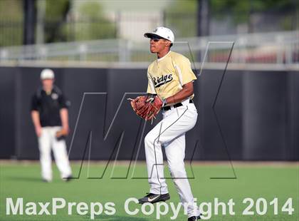 Thumbnail 1 in Fossil Ridge vs. Weatherford (UIL 5A Region 1 Bi-District Playoff) photogallery.