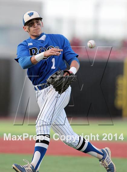 Thumbnail 3 in Fossil Ridge vs. Weatherford (UIL 5A Region 1 Bi-District Playoff) photogallery.