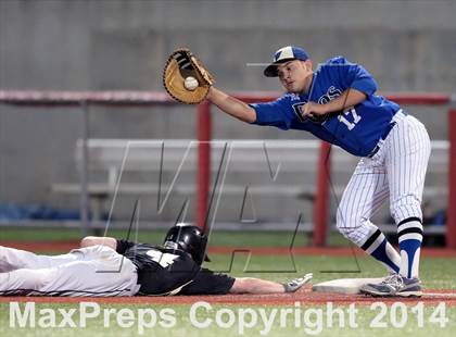 Thumbnail 1 in Fossil Ridge vs. Weatherford (UIL 5A Region 1 Bi-District Playoff) photogallery.