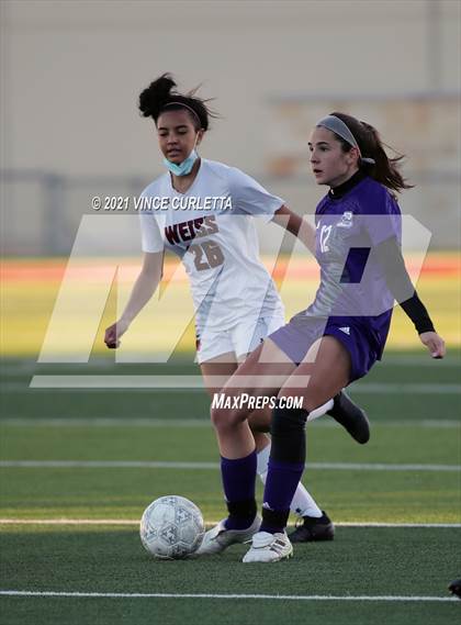 Thumbnail 2 in Weiss @ Boerne (Dripping Springs Invitational) photogallery.