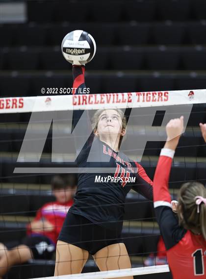 Thumbnail 3 in Logan Elm @ Circleville photogallery.